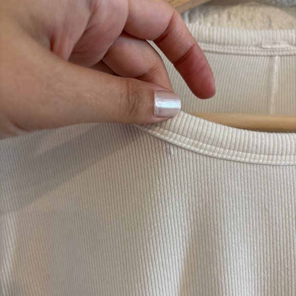 Lululemon white ribbed longsleeve top - Picture 3 of 7